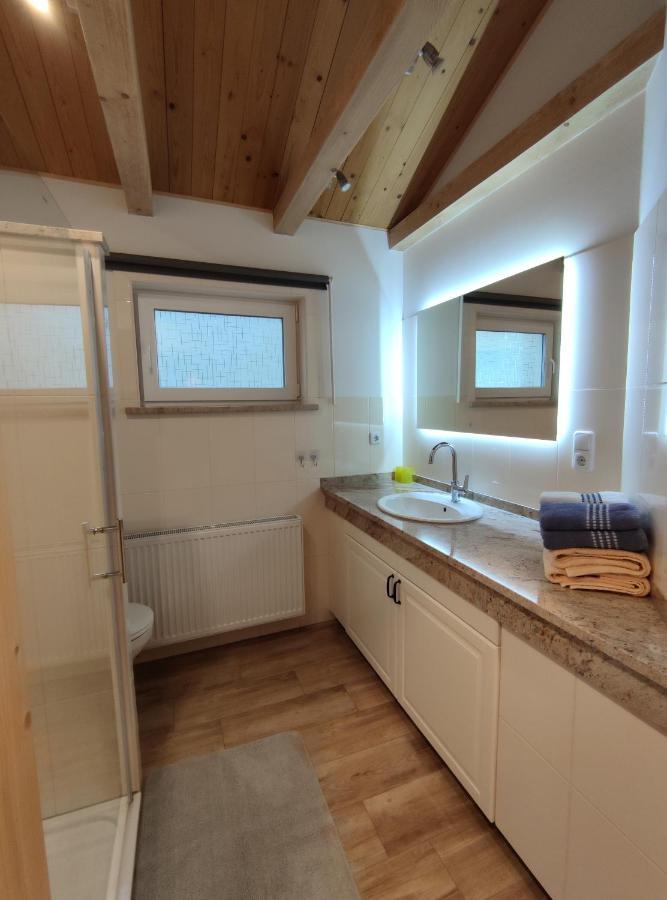 Haus Toskana, Kleines Ferienhaus Im Toskanagarten Bad Sulza Esterno foto